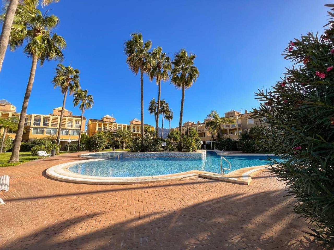 Rosaleda Monterey Apartment